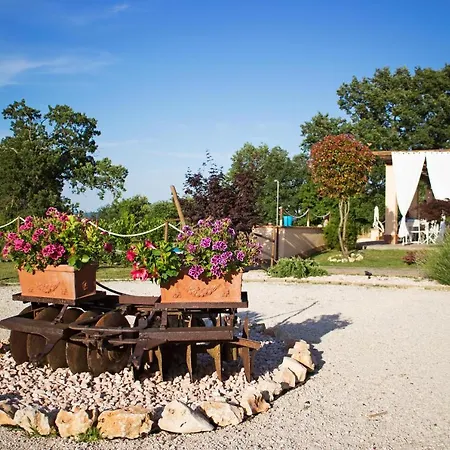 La Collina Di Montecchio Nocleg ze śniadaniem *